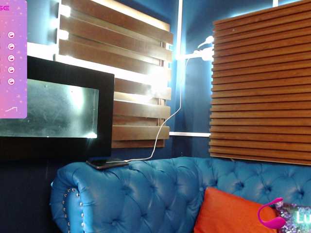 Live sex webcam photo for -eimyy #277980195