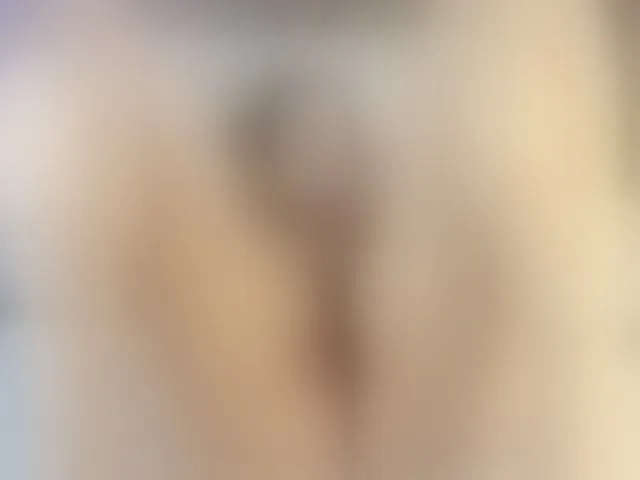Live sex webcam photo for -fullmoon #293918687