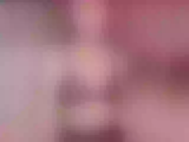 Live sex webcam photo for -glowlexis- #276135259