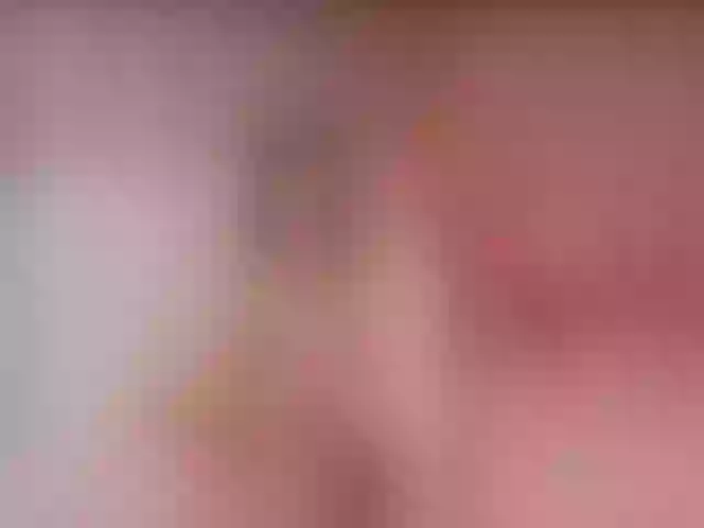 Live sex webcam photo for -glowlexis- #276263972