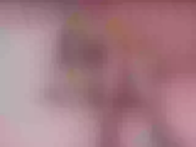 Live sex webcam photo for -glowlexis- #276488399