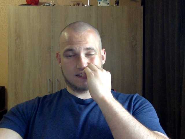 Live sex webcam photo for -lIl0lIlNlIl- #273687805