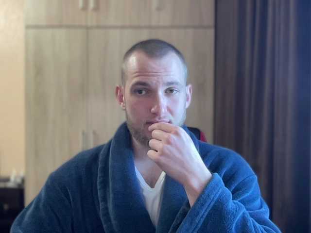 Live sex webcam photo for -lIl0lIlNlIl- #277657416