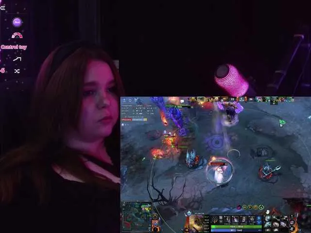 Live sex webcam photo for -marmeladka- #292164086