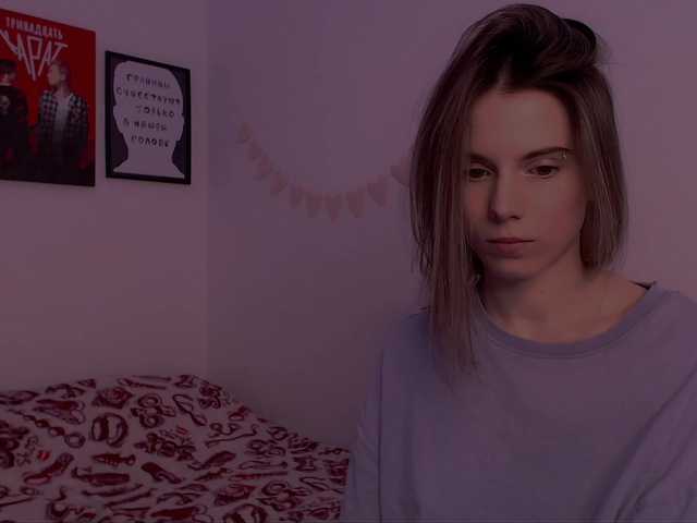 Live sex webcam photo for -naomisweet- #290351064