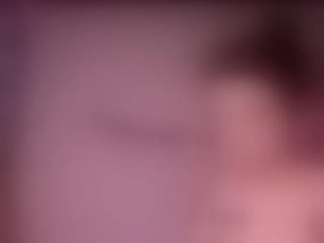Live sex webcam photo for -naomisweet- #293592169