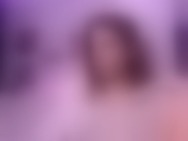 Live sex webcam photo for -naomisweet- #294136500