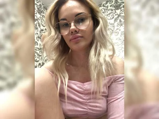 Live sex webcam photo for -ollia- #292020608