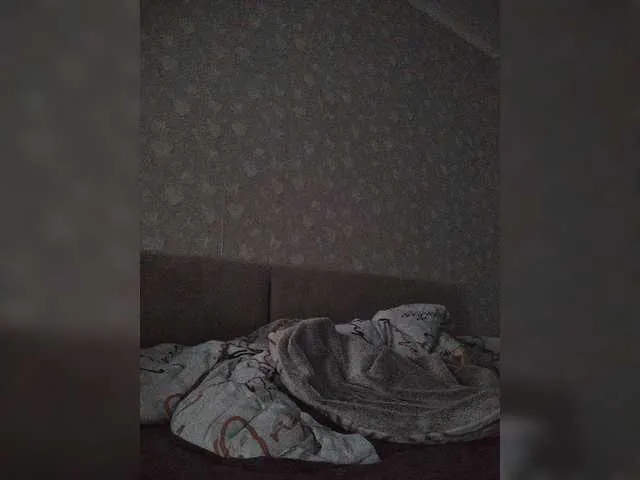 Live sex webcam photo for -orsu- #276800733