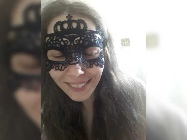 Live sex webcam photo for -queen-margo- #273686967