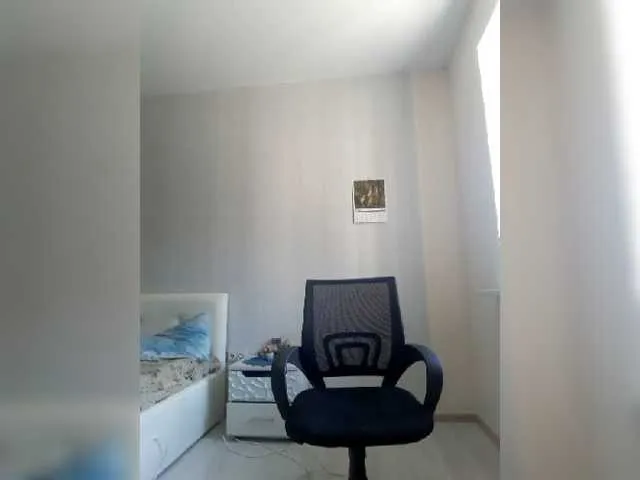 Live sex webcam photo for -queen-margo- #273868161