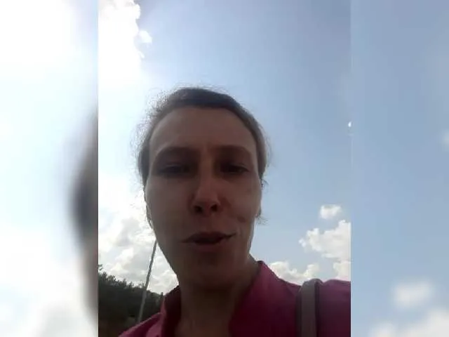 Live sex webcam photo for -queen-margo- #275989335