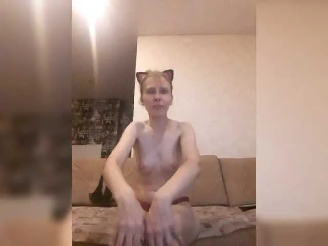 Live sex webcam photo for -queen-margo- #276329218