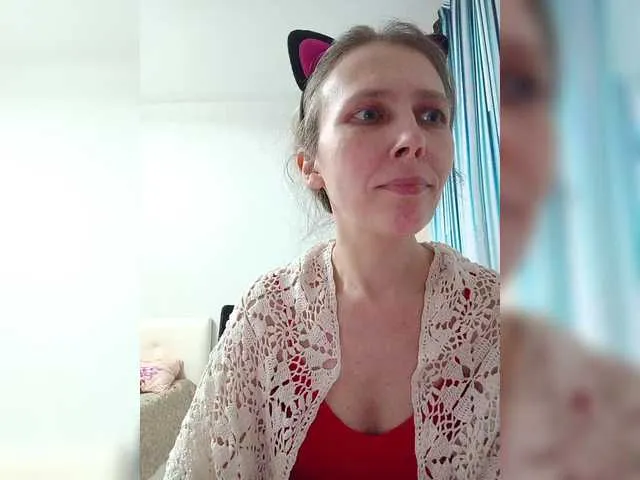 Live sex webcam photo for -queen-margo- #290705057