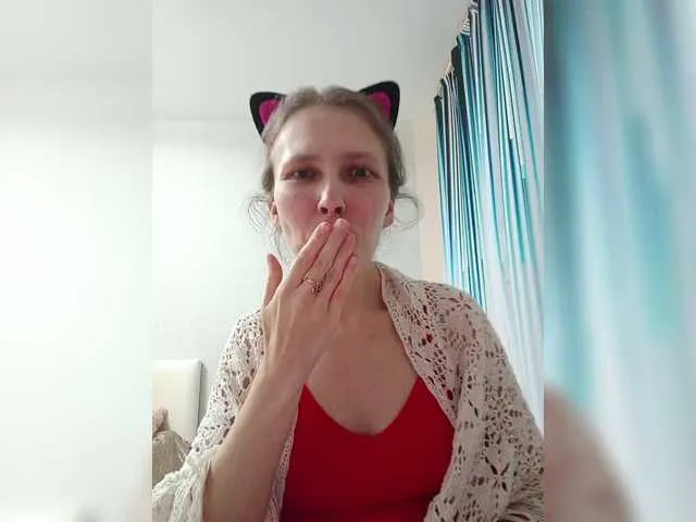 Live sex webcam photo for -queen-margo- #290707078