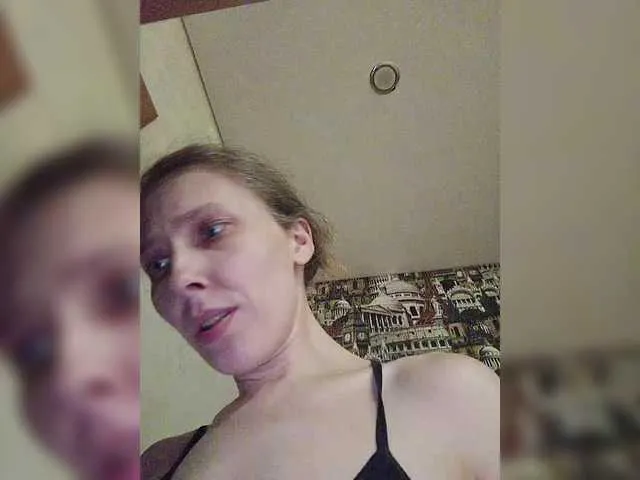 Live sex webcam photo for -queen-margo- #290921948