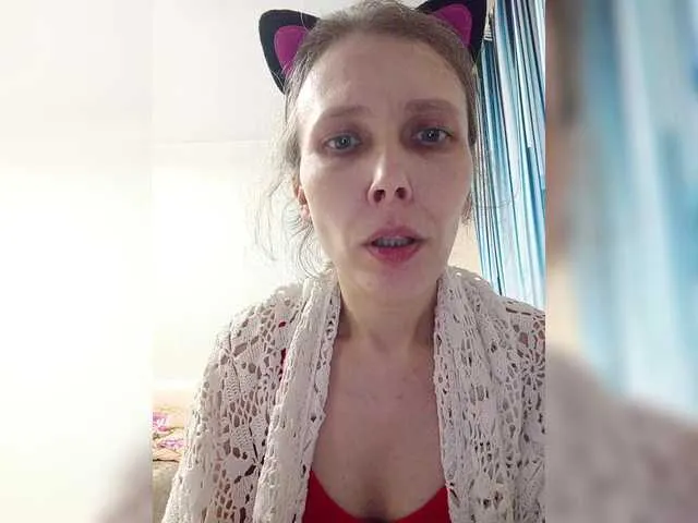 Live sex webcam photo for -queen-margo- #291154820