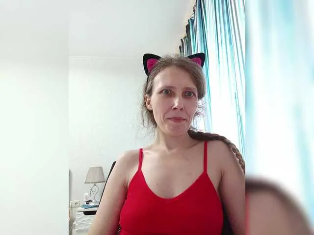 Live sex webcam photo for -queen-margo- #291167660