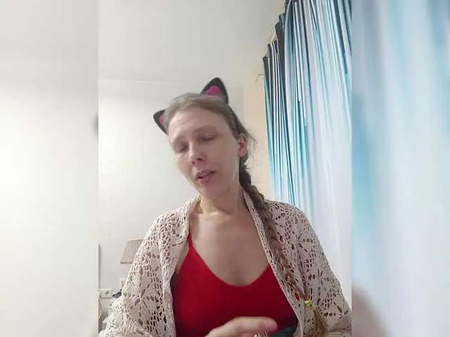 Live sex webcam photo for -queen-margo- #291208105