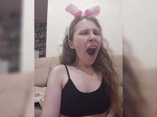 Live sex webcam photo for -queen-margo- #291503024