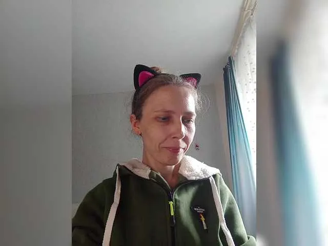 Live sex webcam photo for -queen-margo- #291681222