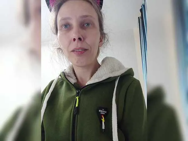 Live sex webcam photo for -queen-margo- #291722841