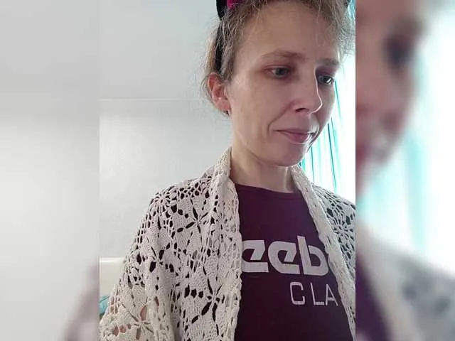 Live sex webcam photo for -queen-margo- #292034369