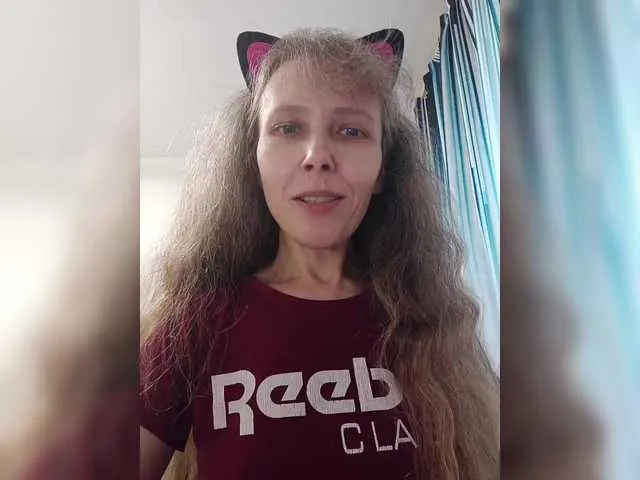 Live sex webcam photo for -queen-margo- #292067764