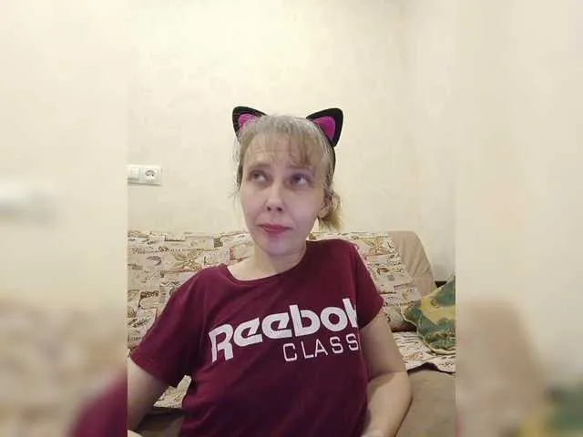 Live sex webcam photo for -queen-margo- #292169346