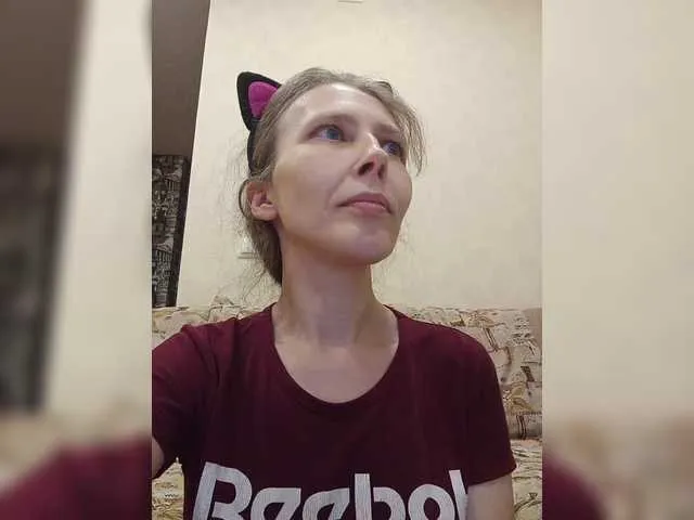 Live sex webcam photo for -queen-margo- #292395069