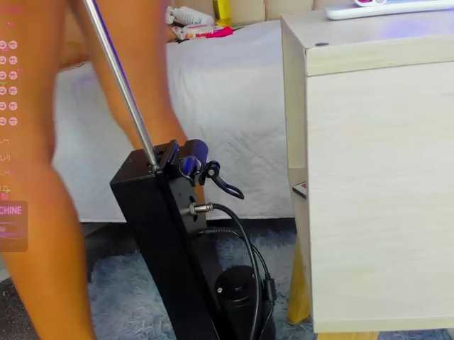 Live sex webcam photo for -sthefania #276034080