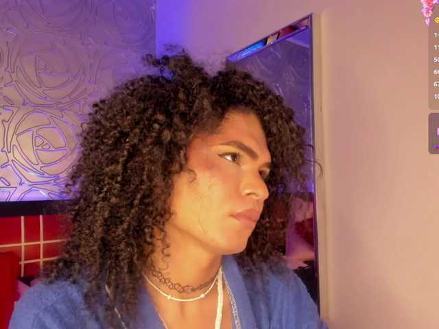 Live sex webcam photo for -veennus- #290779292