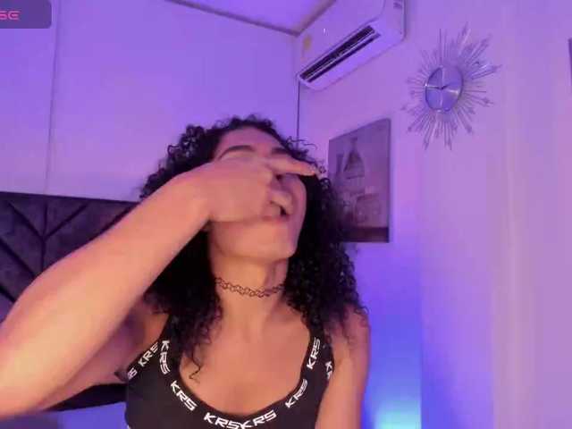 Live sex webcam photo for -veennus- #291055949