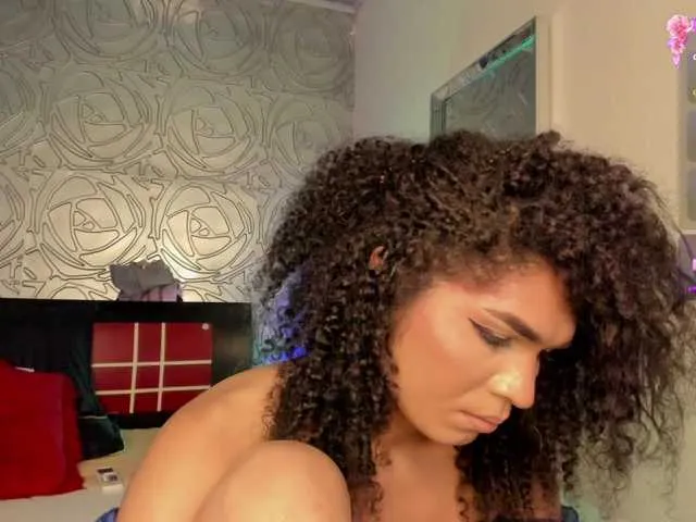 Live sex webcam photo for -veennus- #292386920