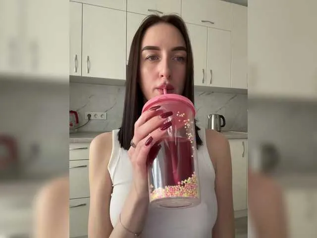 Live sex webcam photo for -viksik- #291044262