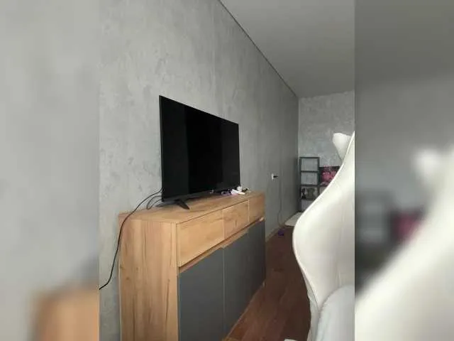 Live sex webcam photo for -viksik- #292049020