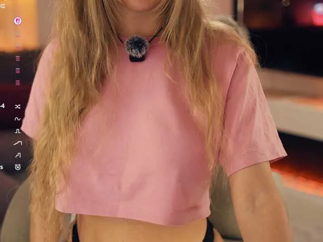 Live sex webcam photo for -white-kitty- #292423297