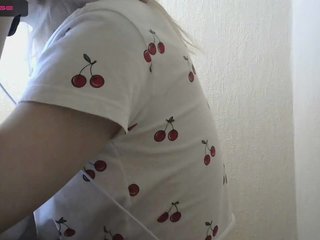 Live sex webcam photo for -x777x- #216489837