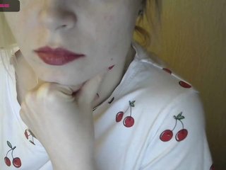 Live sex webcam photo for -x777x- #218061940