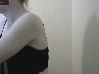 Live sex webcam photo for -x777x- #220819330