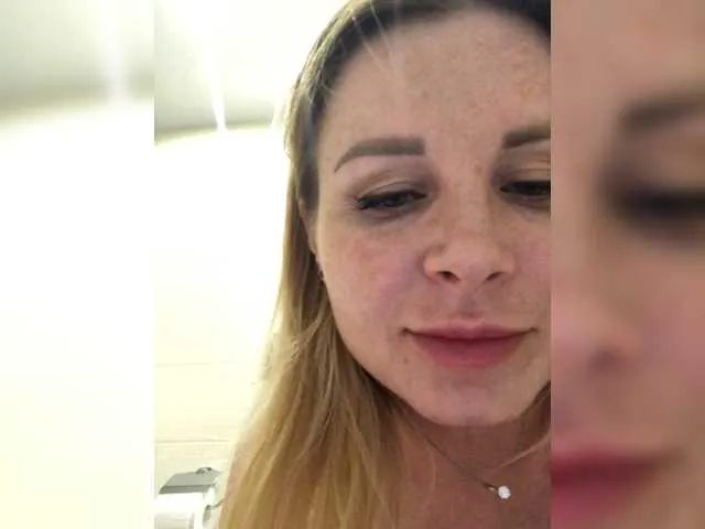 Live sex webcam photo for -x777x- #274071868