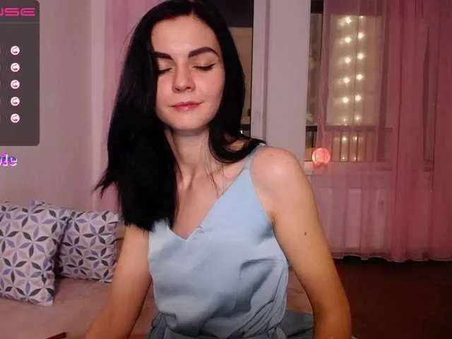 Live sex webcam photo for -yeshka- #271914115
