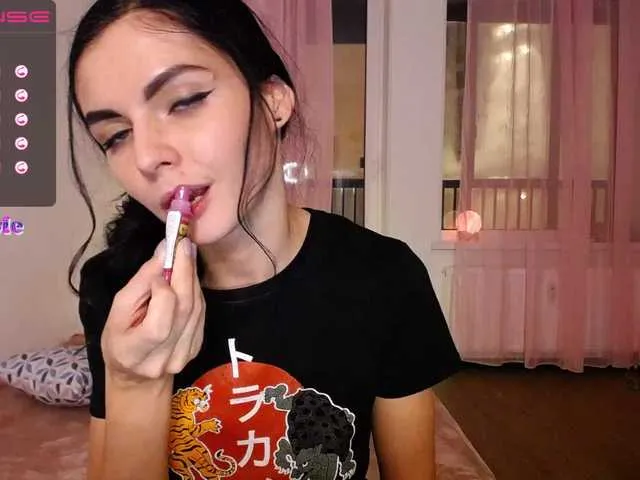 Live sex webcam photo for -yeshka- #271986034