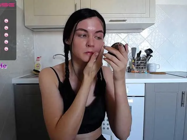 Live sex webcam photo for -yeshka- #272789147