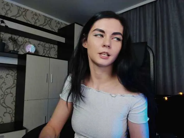 Live sex webcam photo for -yeshka- #273637732