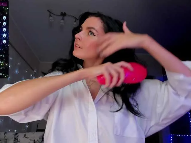 Live sex webcam photo for -yeshka- #275685793
