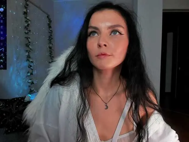 Live sex webcam photo for -yeshka- #290275712
