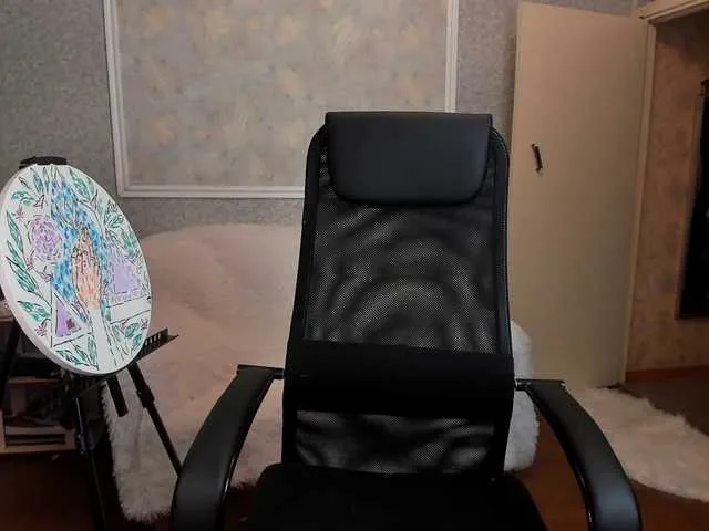 Live sex webcam photo for -yeshka- #290767385