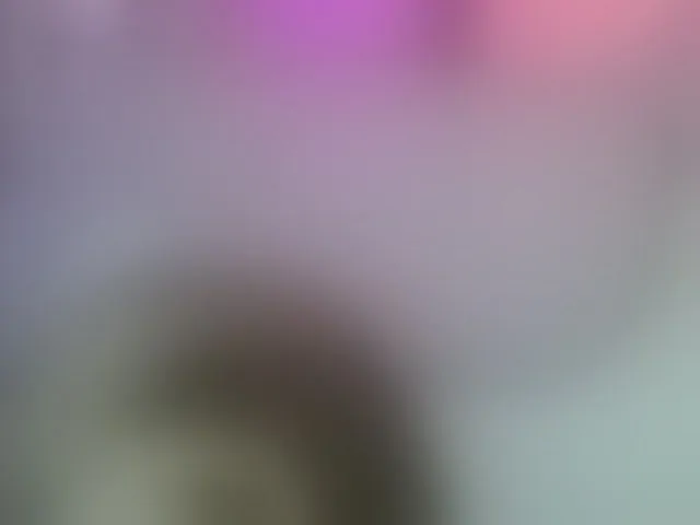 Live sex webcam photo for 000--- #293916743