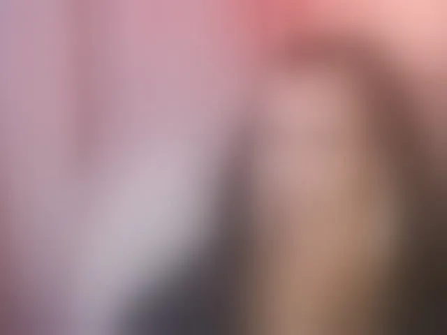Live sex webcam photo for 000--- #293937153
